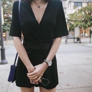 Zara Black Suede Romper. Perfect for fall 🌿